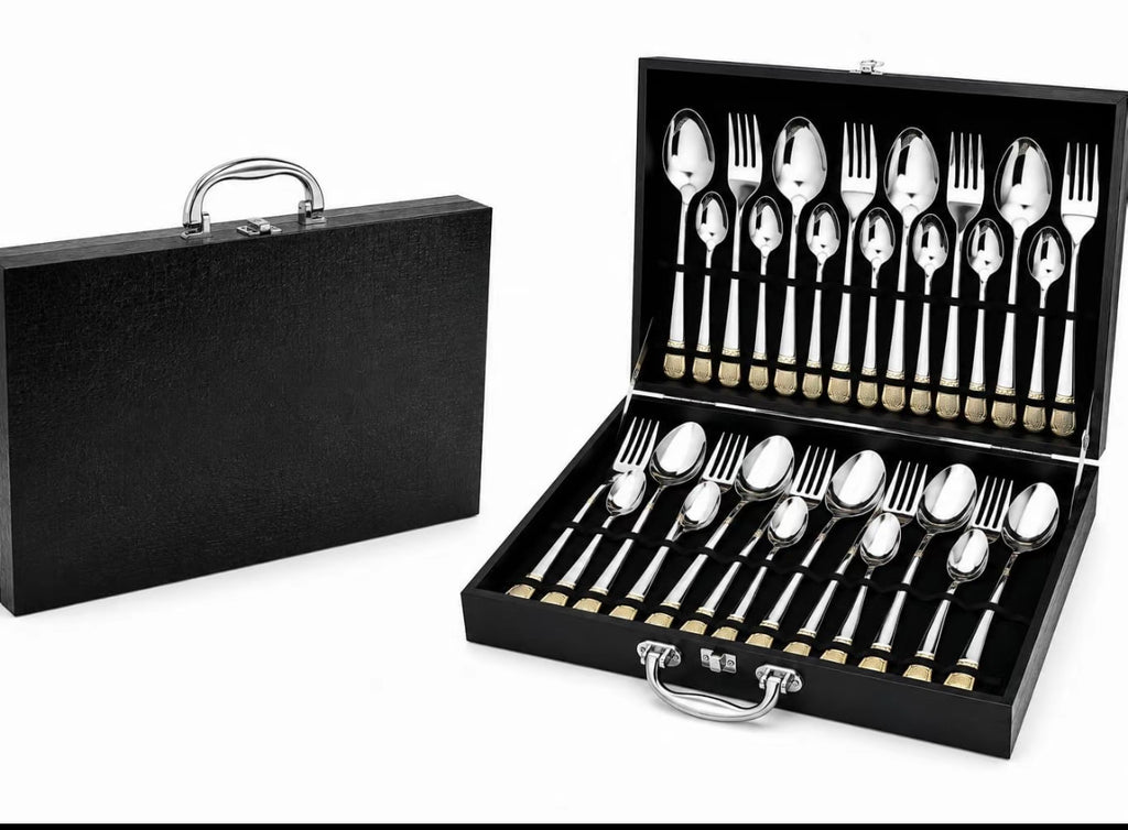 Cubertería Premium de 12 Comensales
